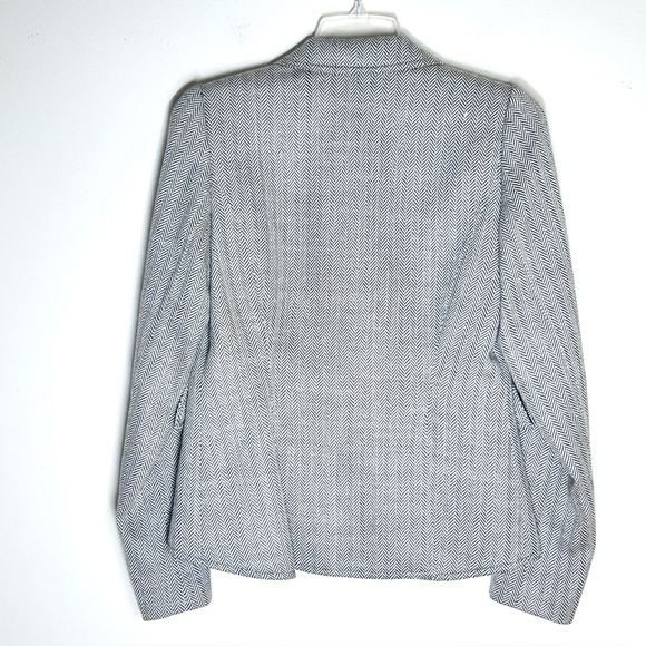 Smythe Herringbone Equestrian Wool Gray Blazer Sz 4 - Picture 4 of 8